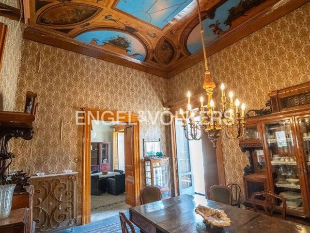 Villa in vendita a Curti