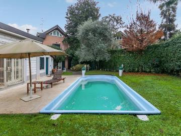 Villa in vendita a Cusano Milanino MI