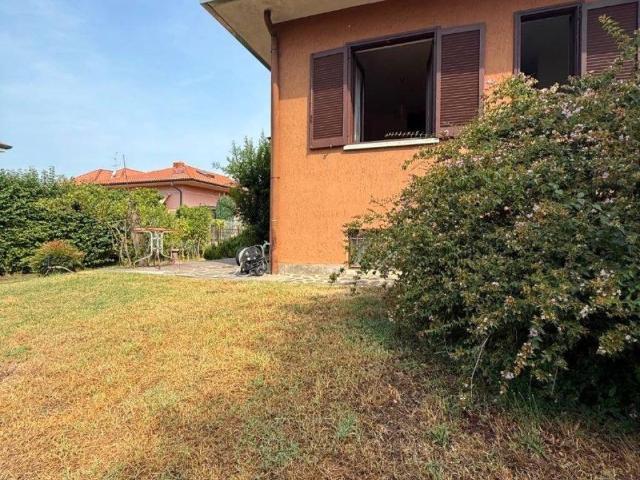 Villa in vendita a Cusago MI