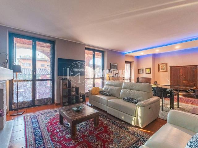 Villa in vendita a Cusago MI