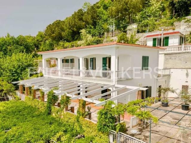 Villa in vendita a Amalfi SA