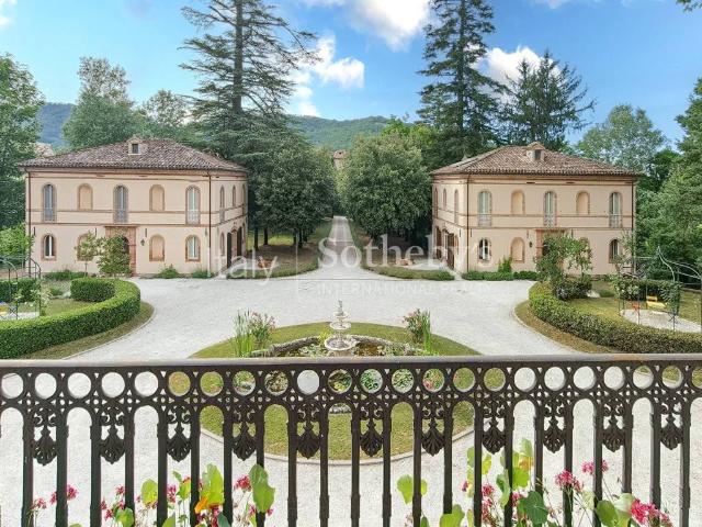Villa in vendita a Amandola FM