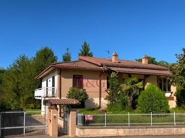 Villa in vendita a Amandola, Montagna