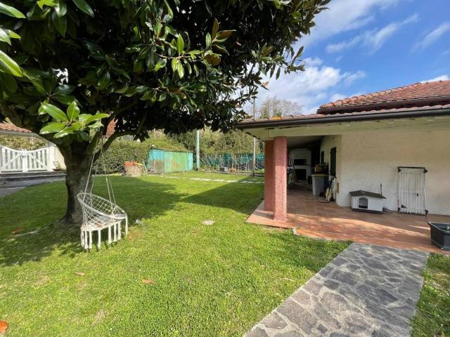 Villa in vendita a Ameglia SP
