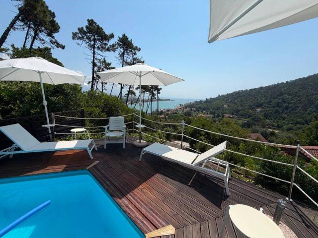 Villa in vendita a Ameglia SP