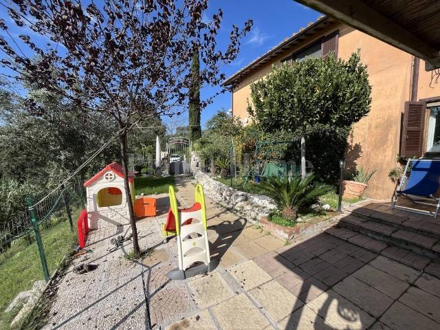 Villa in vendita a Amelia TR
