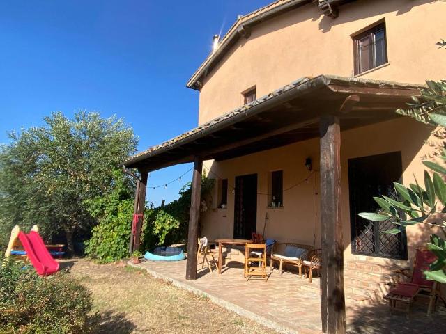 Villa in vendita a Amelia TR