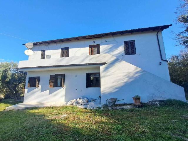 Villa in vendita a Amelia TR