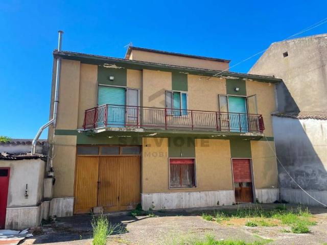 Casa indipendente in vendita a Amorosi BN