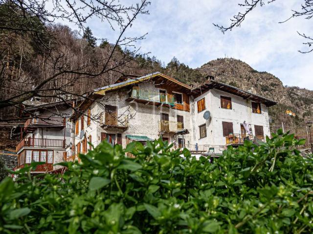 Villa in vendita a Antey Saint Andrè AO