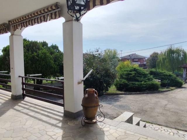 Villa in vendita a Antignano AT