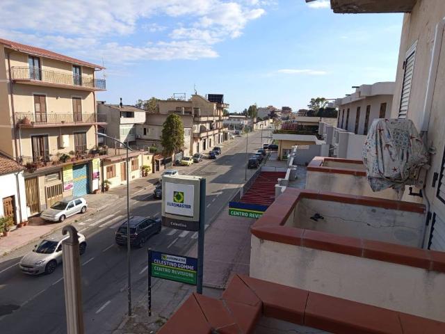 Appartamento in vendita a Locri RC
