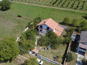 Villa in vendita a Antrodoco RI