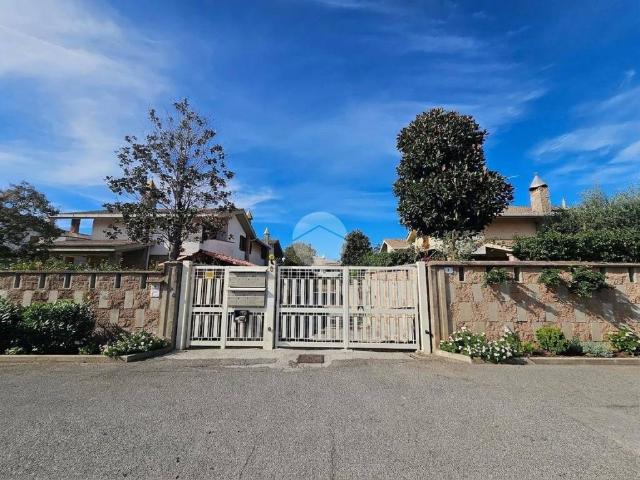 Villa in vendita a Anzio RM