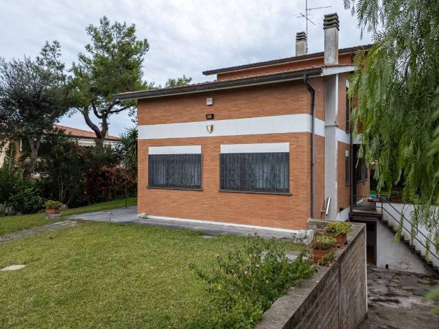 Villa in vendita a Anzio RM