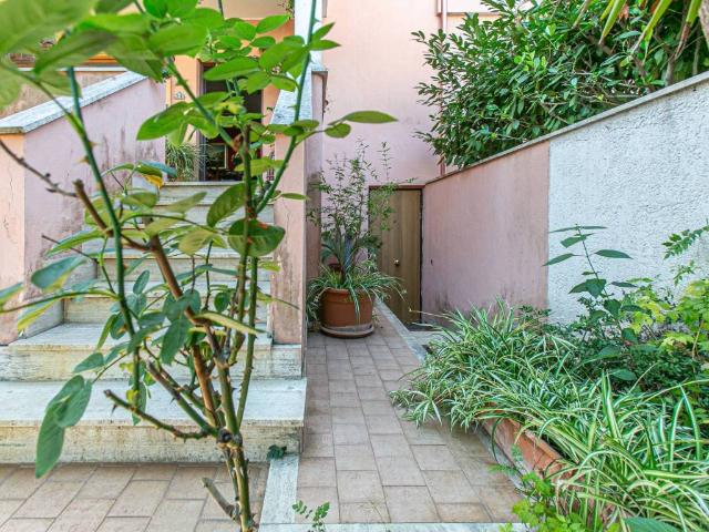 Villa in vendita a Anzio RM