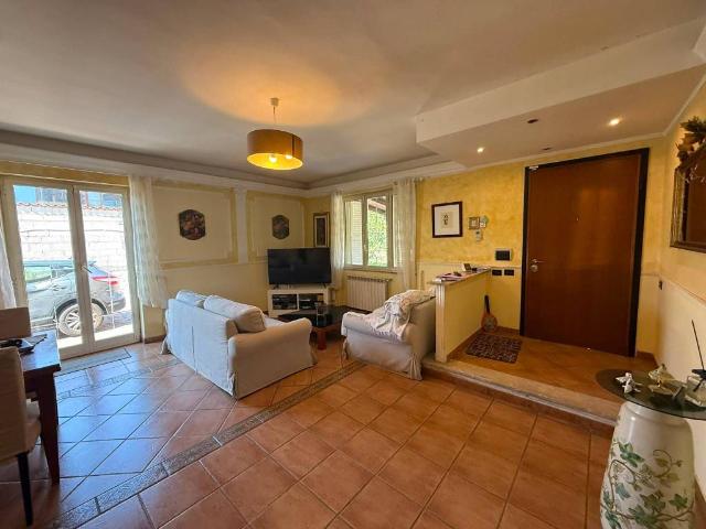 Villa in vendita a Anzio RM