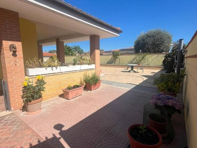 Villa in vendita a Anzio RM