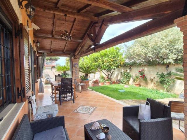 Villa in vendita a Anzio RM