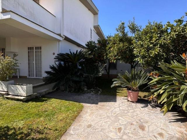 Villa in vendita a Anzio RM