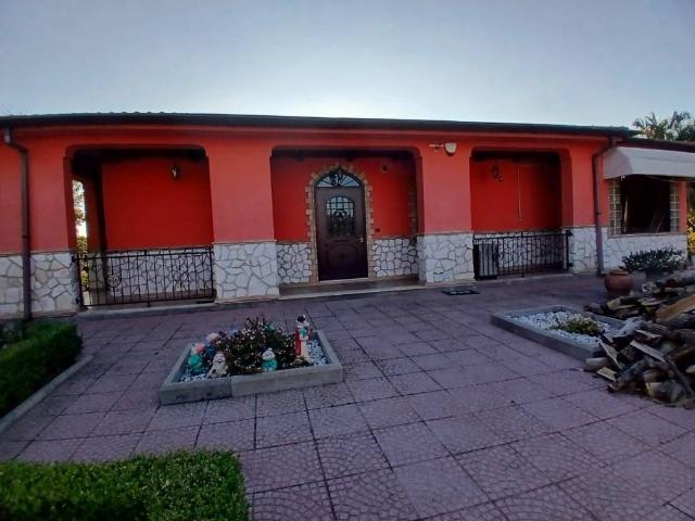 Villa in vendita a Anzio RM