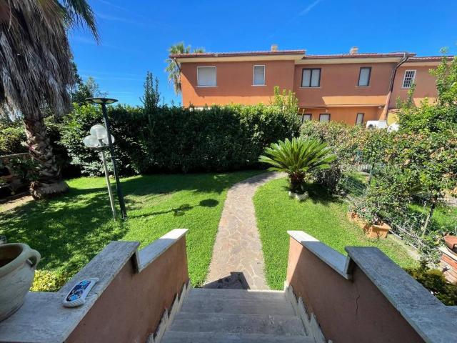 Villa in vendita a Anzio RM