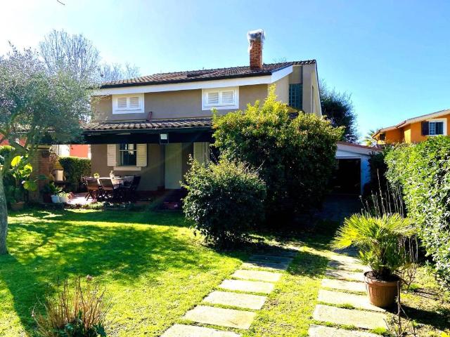 Villa in vendita a Anzio RM