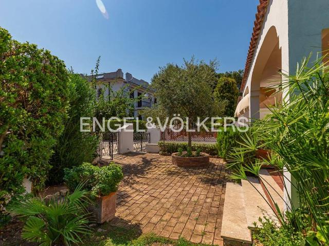 Villa in vendita a Anzio RM