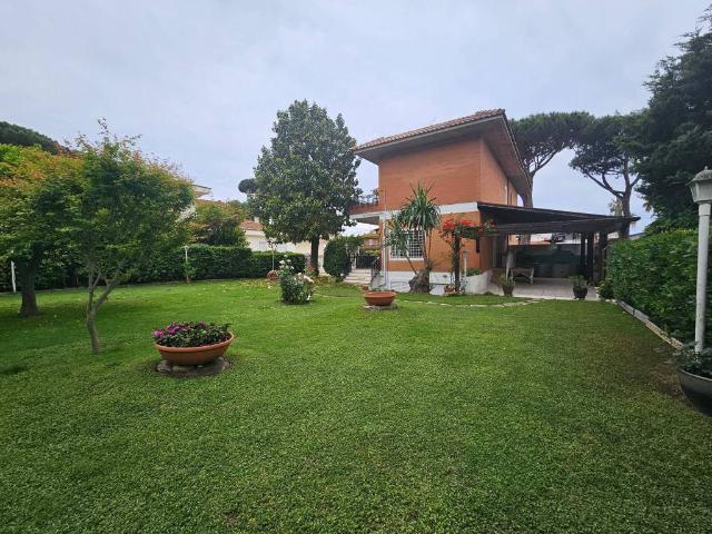 Villa in vendita a Anzio RM