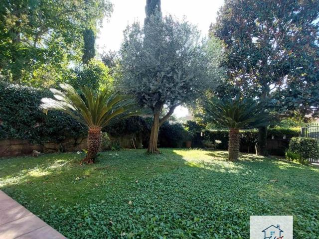 Villa in vendita a Anzio RM