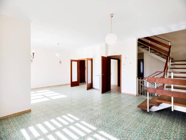 Villa in vendita a Anzio RM