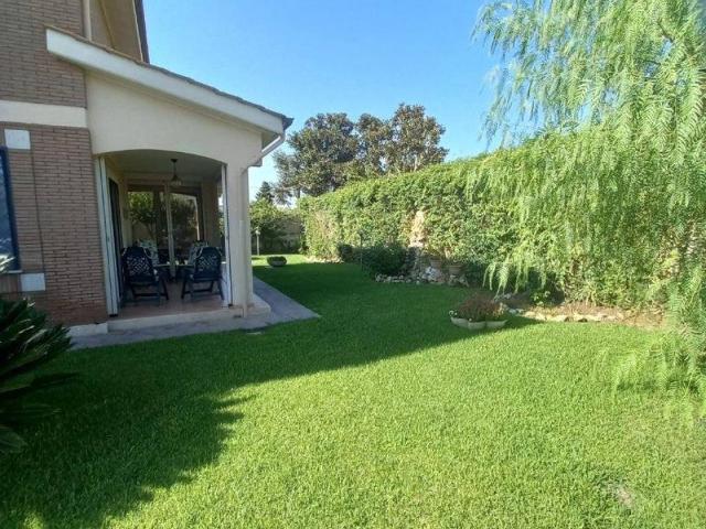 Villa in vendita a Anzio RM