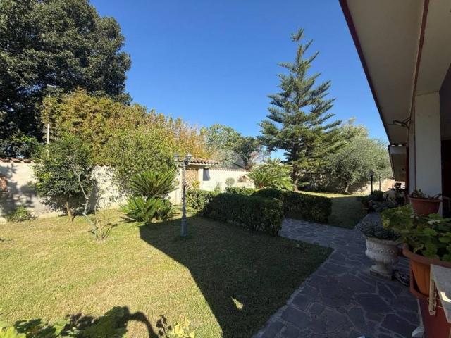 Villa in vendita a Anzio RM