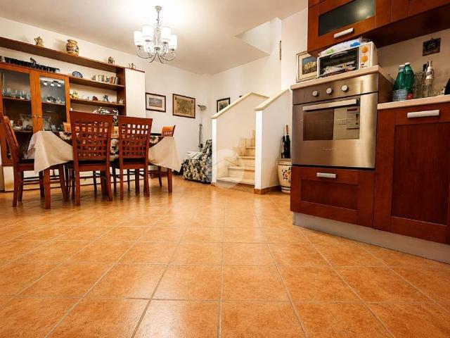Villa in vendita a Anzio RM