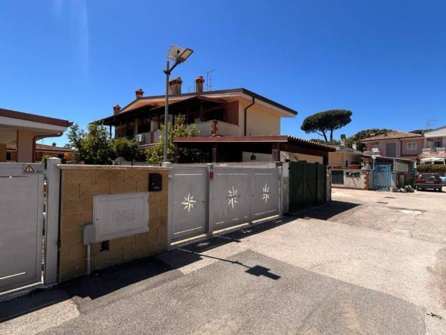 Villa in vendita a Anzio RM