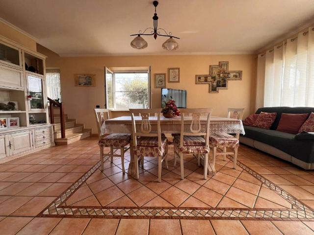 Villa in vendita a Anzio RM