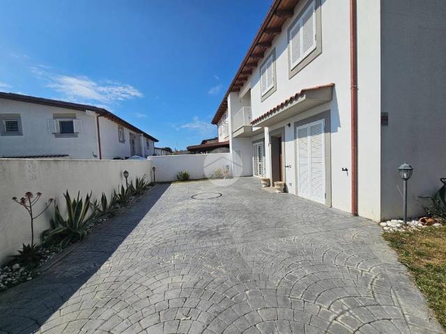 Villa in vendita a Anzio RM