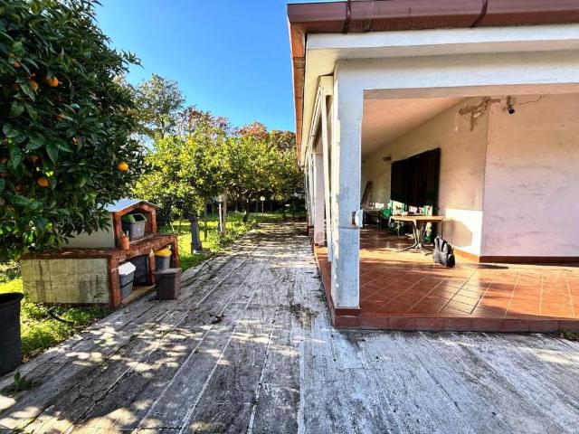 Villa in vendita a Anzio RM