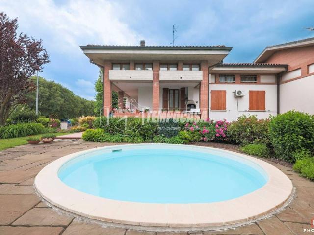 Villa in vendita a Anzola dell'Emilia BO
