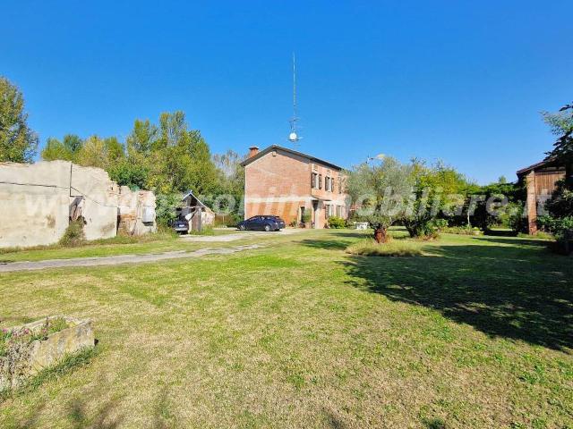 Villa in vendita a Anzola dell'Emilia BO