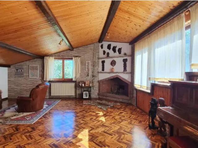 Villa in vendita a Ancarano TE