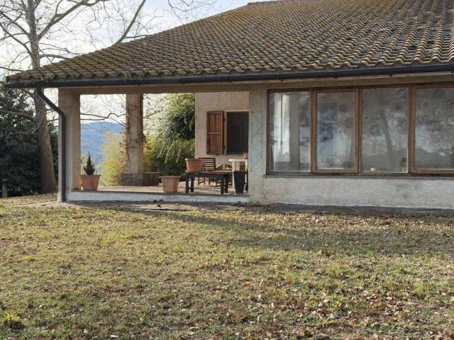 Villa in vendita a Ancona AN