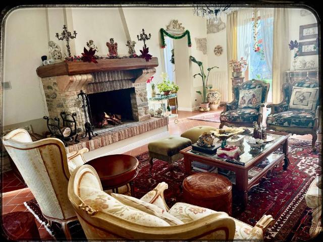 Villa in vendita a Ancona AN