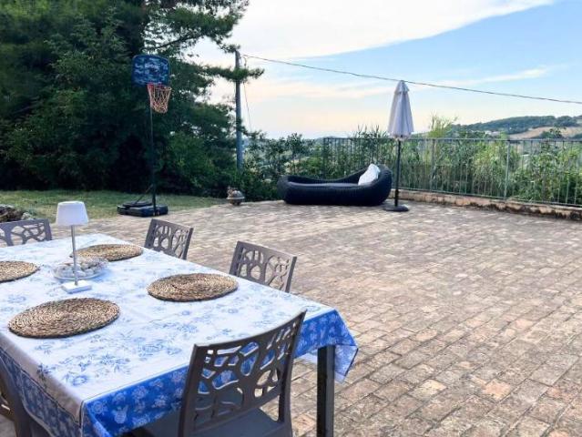 Villa in vendita a Ancona AN