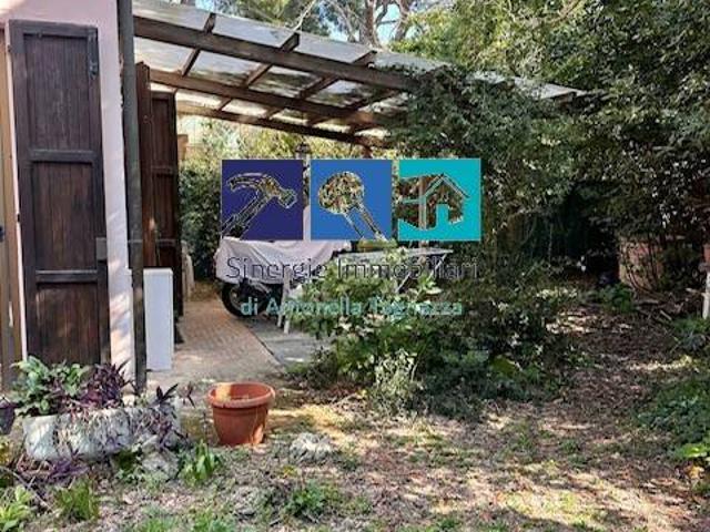 Villa in vendita a Ancona AN