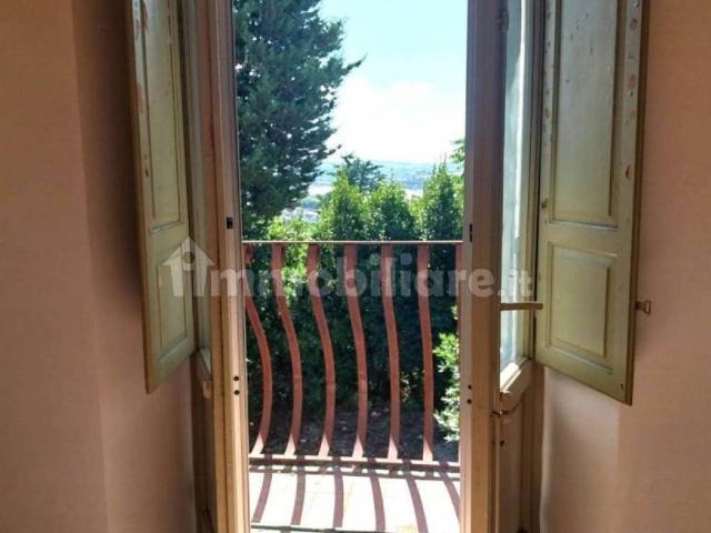 Villa in vendita a Ancona AN