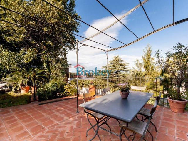 Villa in vendita a Ancona AN