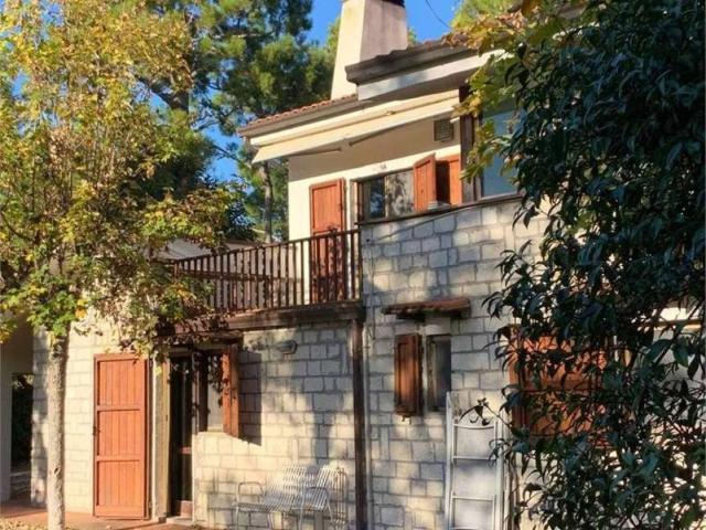 Villa in vendita a Ancona AN