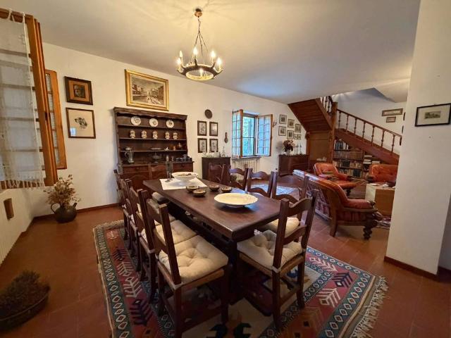 Villa in vendita a Ancona AN