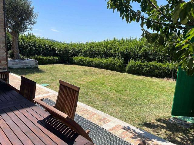 Villa in vendita a Ancona